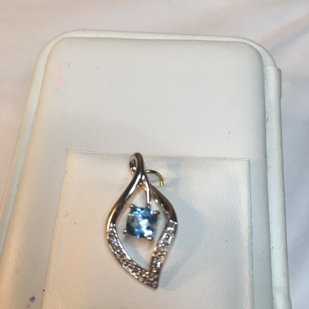 Tear Drop Shaped Pendant with Aqua Stone